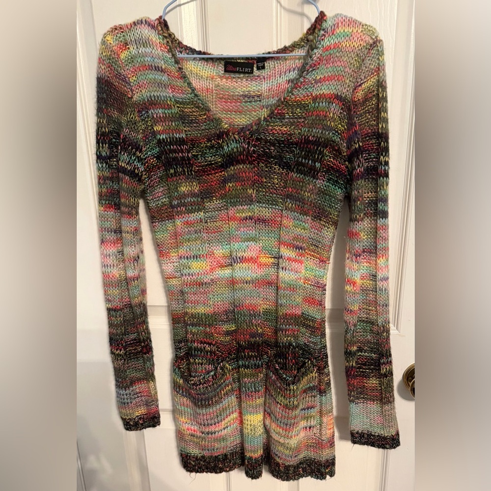 Ultra Flirt Multicolor Knit V-Neck Sweater Tunic in Berry Multi, NWT, Large